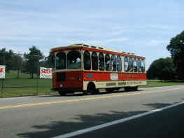 Trolley Bus.jpg (86128 bytes)